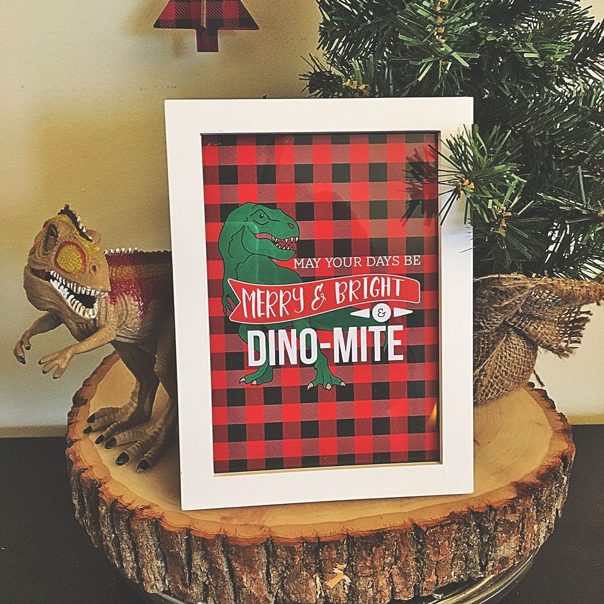 “Merry, Bright & Dino-Mite” – Dinosaur Holiday Printable
