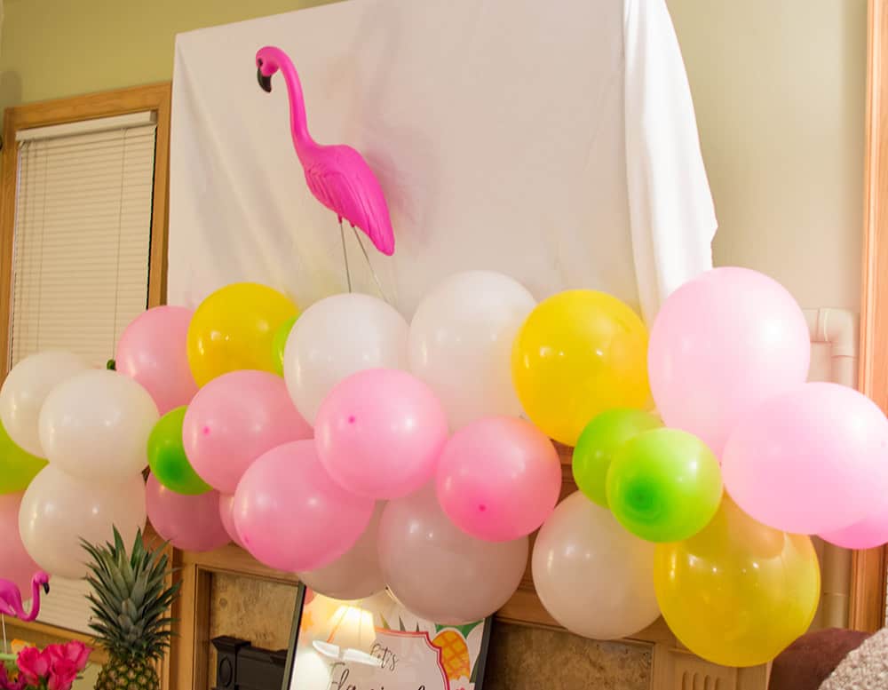 flamingo balloon arch
