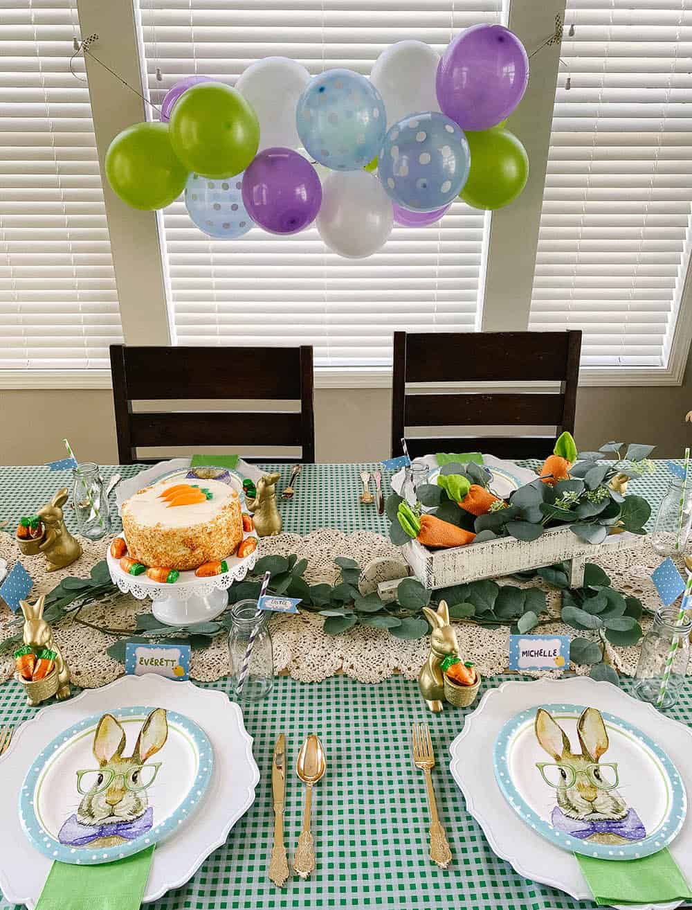 Easter dining room decorations
