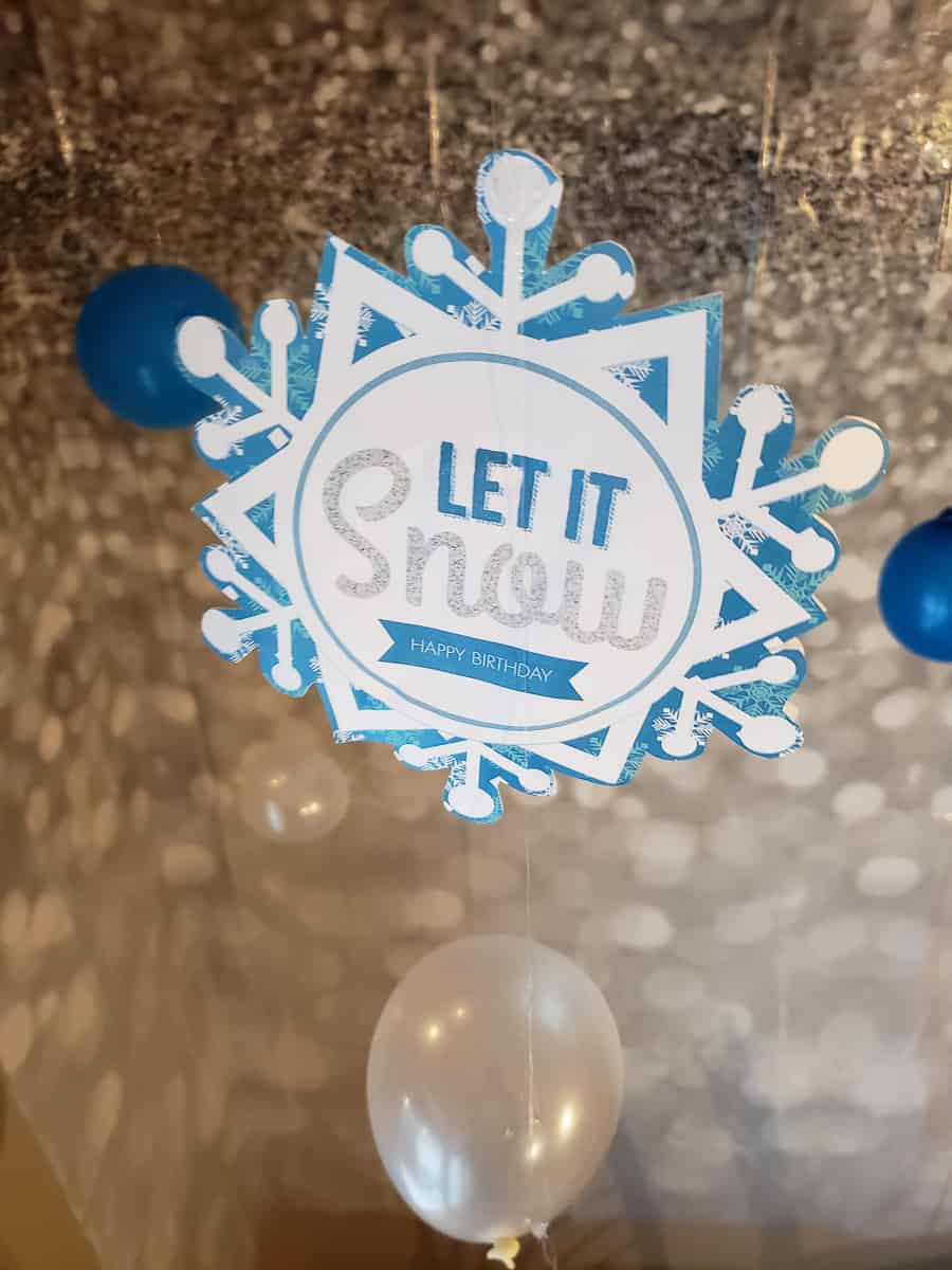 Let it Snow Wall decoration