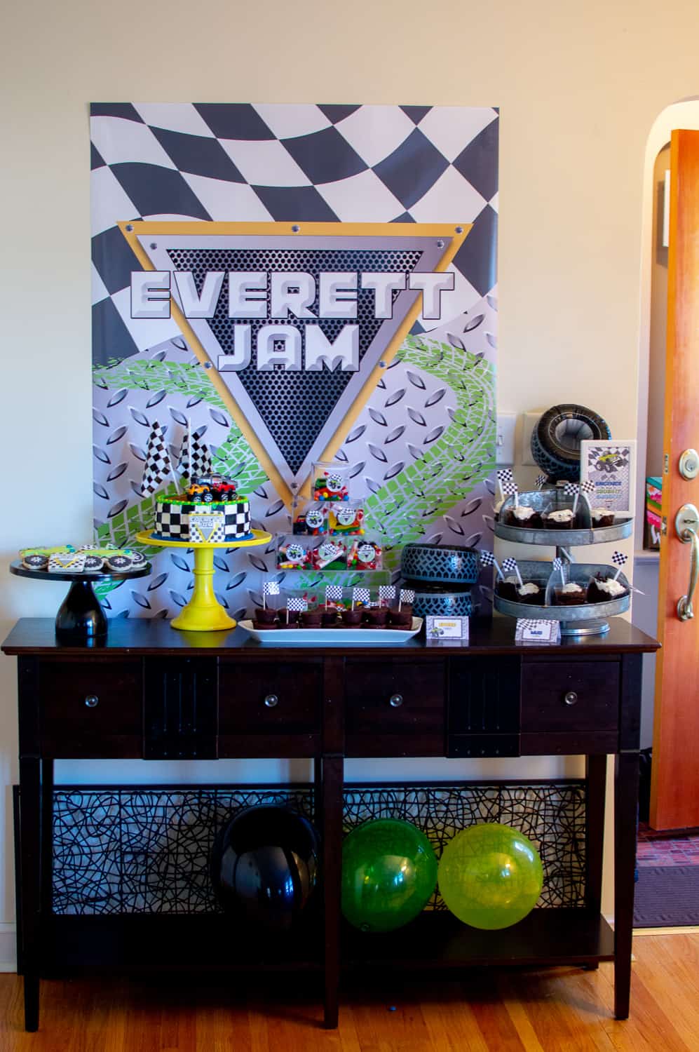 monster-truck-monster-jam-birthday-party-elva-m-design-studio