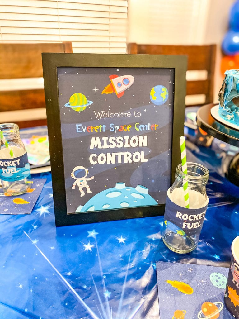 Space Birthday Welcome Sign